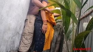 Big Ass Aunty Enjoys Outdoor Sex With Hubby On Lover