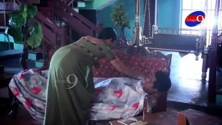 Mahi aunty tempting to young boy in her house – YouTube.MP4