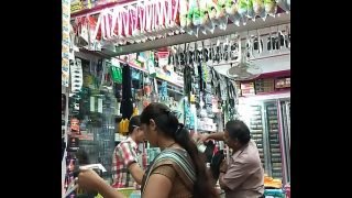 neighbour aunty shopping showing sweet hip fold