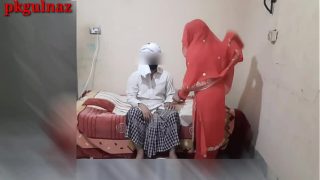 Tamil Fucking hard married auntie with clear hindi voice