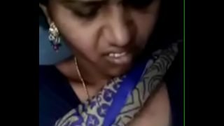 VID-20190502-PV0001-Kudalnagar (IT) Tamil 32 yrs old married beautiful, hot  and sexy housewife aunty Mrs. Vijayalakshmi showing her boobs to her 19 yrs  old unmarried neighbour boy sex porn video